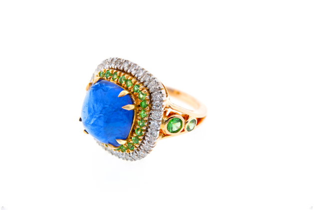 Kaali Designs tanzanite and tsavorite ring